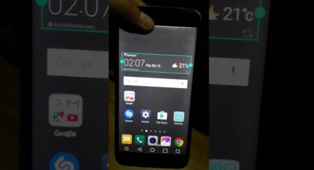 backlight bleed Xiaomi Pocophone F1