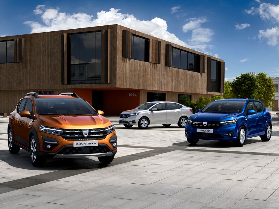 Automobilele Dacia vor fi echipate cu versiuni hibrid din 2022
