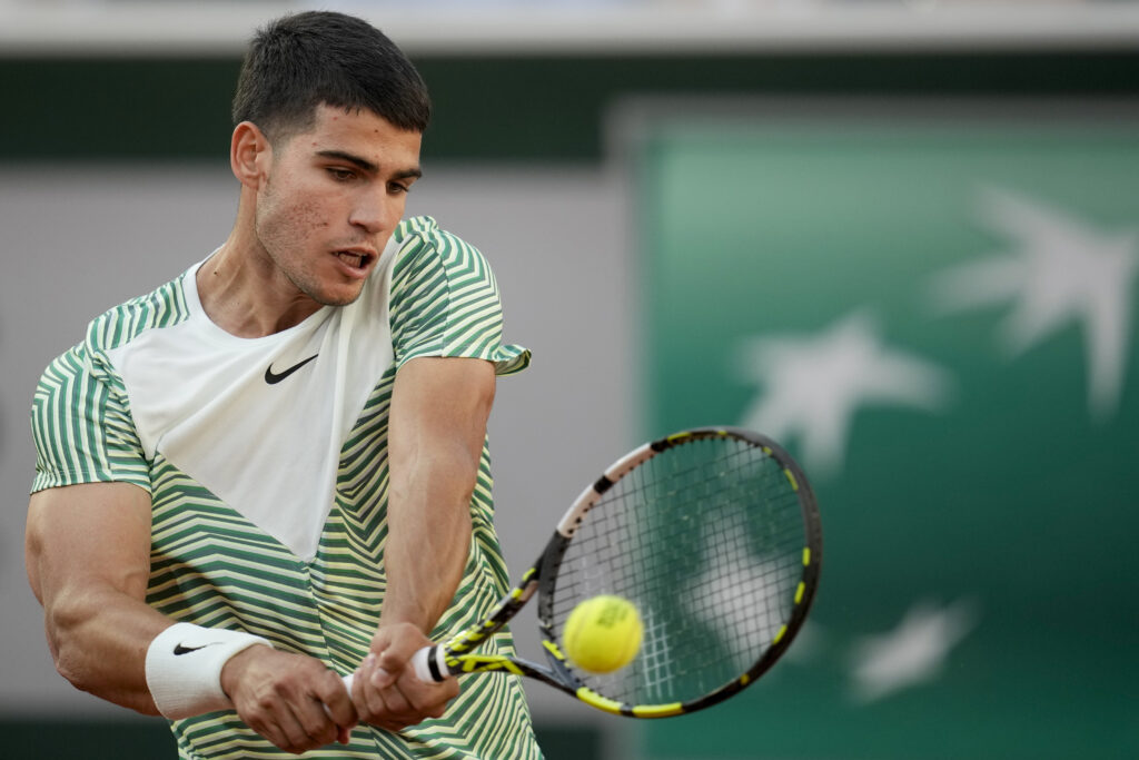 Spaniolul Carlos Alcaraz a câştigat primul său titlu în faţa lui Alexander Zverev, la Roland Garros