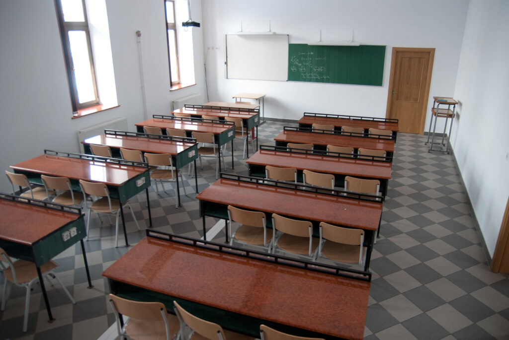Ministerul Educaţiei, precizări despre „camera de detenţie” pentru elevi: Are alt scop