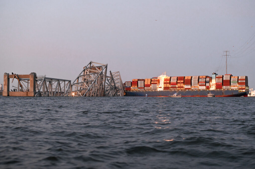 Canalul de transport maritim din Baltimore se redeschide după prăbuşirea podului din port
